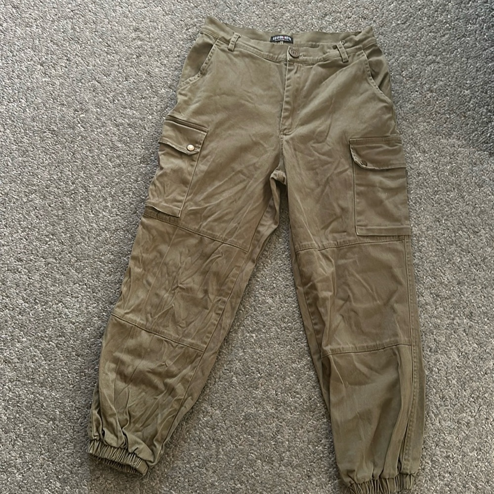 Fashion Nova Olive Cargo Jogger Pants - Military Green